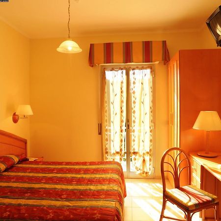 Hotel Casella بيترا ليغوري الغرفة الصورة