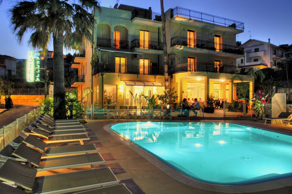 Hotel Casella بيترا ليغوري المظهر الخارجي الصورة